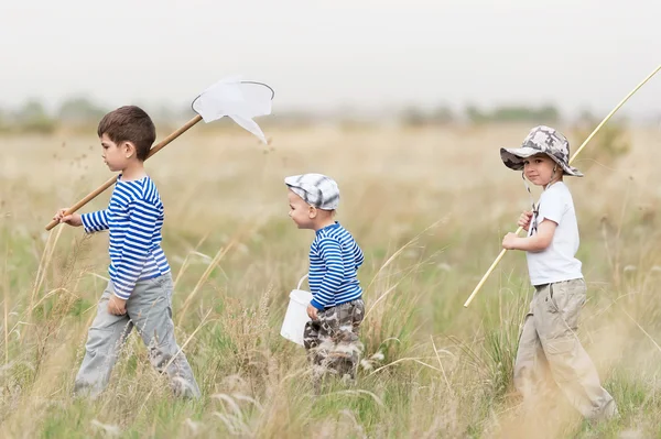 Pêcheurs dans la prairie — Photo