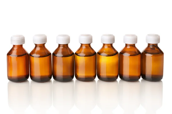 Medicinsk flaskor i raden — Stockfoto