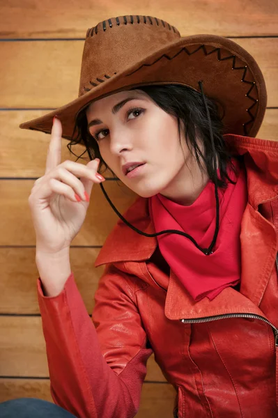 Девушка в шляпе ковбоя — стоковое фото