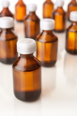 Tıp Şişeler