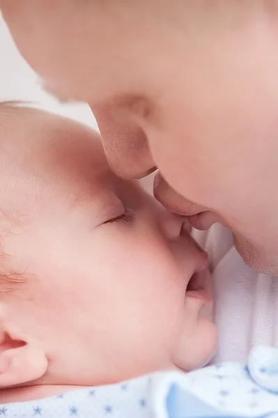 Padre y bebé —  Fotos de Stock