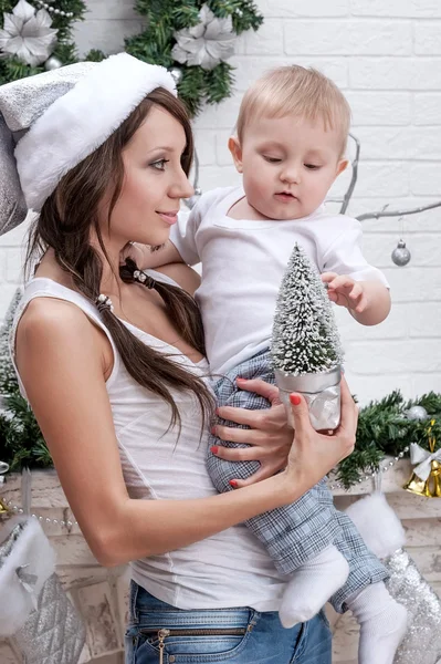 Happy mother with son — Stock Photo, Image