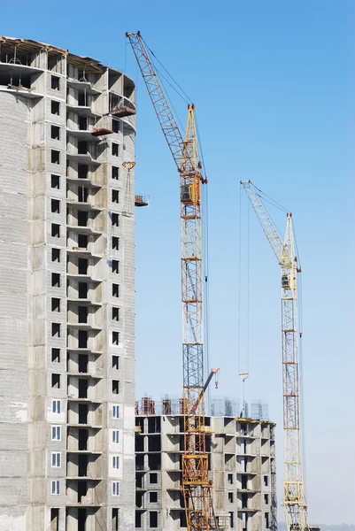 Builded high-altitude building — Stock Photo, Image