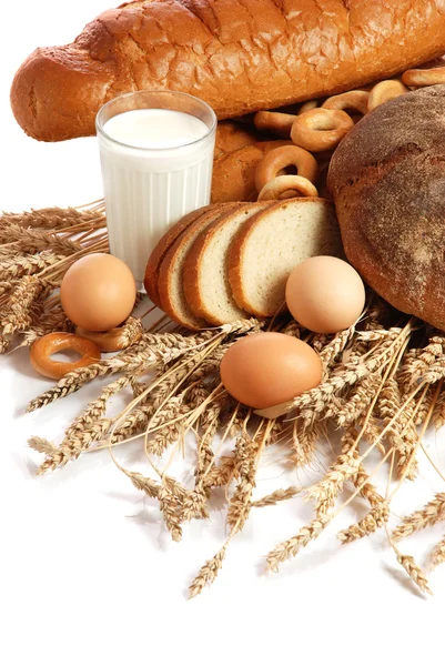 Grano, pane, latte e uova — Foto Stock