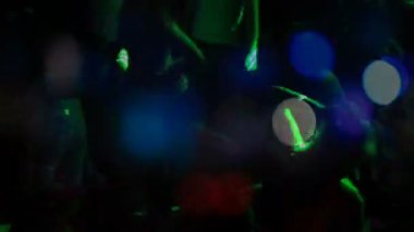 gece kulübünde bir atmosfer