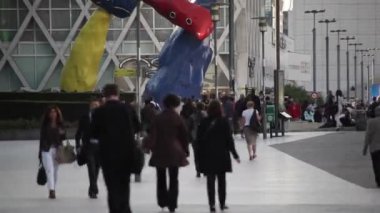 zaman sukut kalabalık insan Paris