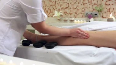 kaplıca tedavisi alma kadın