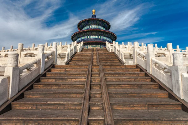 Temple of Heaven against blue sky — Stock Photo, Image