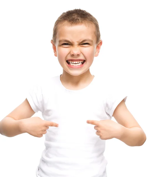 Happy boy is showing thumb up gesture — Stock Photo, Image