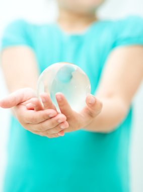 Eko işaret tutan eller