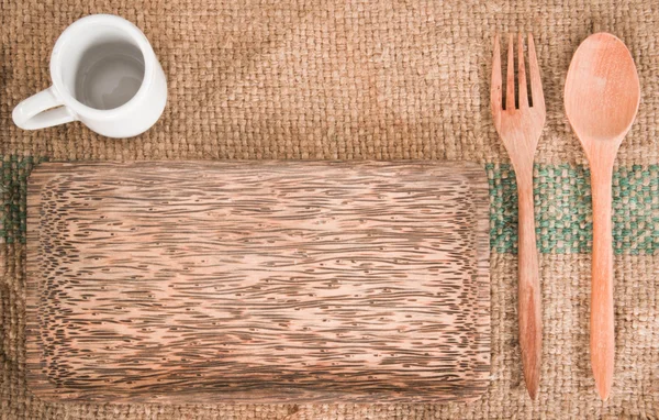 Cuchara y tenedor de madera — Foto de Stock