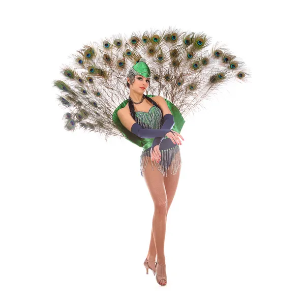 Burlesque danseres met pauwenveren en groene jurk — Stockfoto