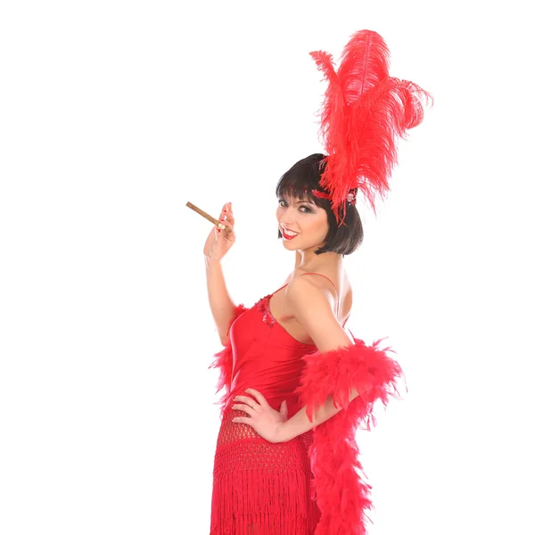 Danseuse burlesque avec plumage rouge et robe courte, isolée sur blanc — Photo