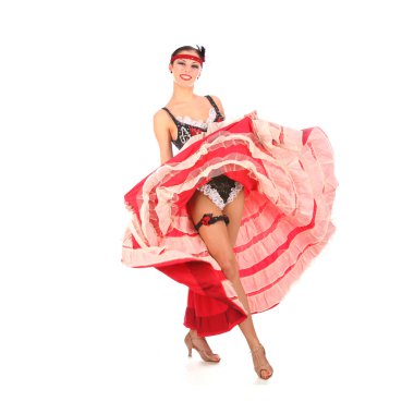 can-can, üzerinde beyaz izole kırmızı uzun elbise ile burlesque dansçı