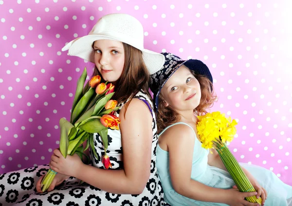 Young two pretty girls — Stock Photo, Image