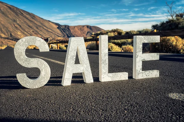 Venta Letras Blancas Carretera Asfalto Cerca Del Volcán Teide Cielo —  Fotos de Stock