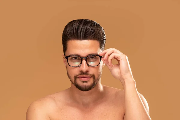 Beauty Portrait Handsome Shirtless Young Man Wearing Fashionable Eyeglasses Looking — Stock Photo, Image