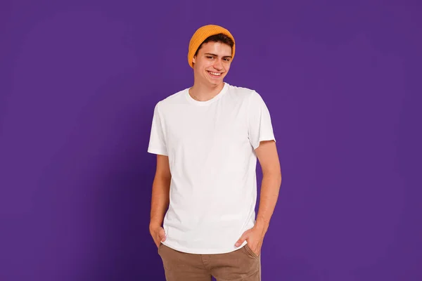 Portrait Happy Attractive Hipster Boy Good Mood Posing Yellow Cap — Fotografia de Stock