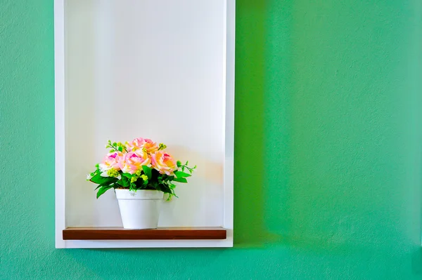 Flor artificial colorida — Fotografia de Stock