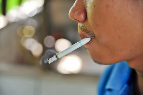 Man smoking cigarette , closeup. — Stock Photo, Image