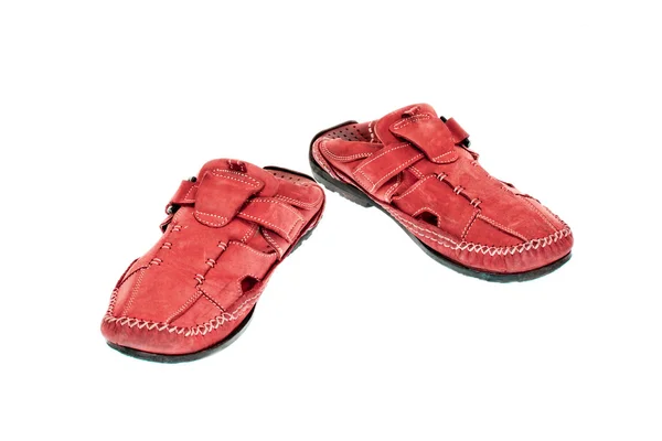 Zapatos de cuero rojo aislados sobre fondo blanco — Foto de Stock