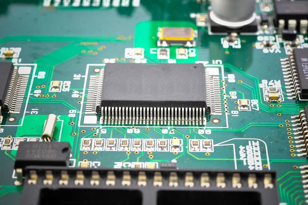 Elektronik komponentler makro arka planlı devre kartı 