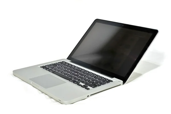 Laptop isolado em branco — Fotografia de Stock