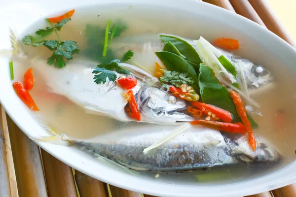 Pikantní polévka makrela. — Stock fotografie