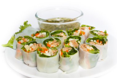 erişte ile kızarmış uskumru sarmış Tayland gıda.