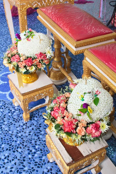 Blessed water at Thai wedding ceremony. — Stock Photo, Image