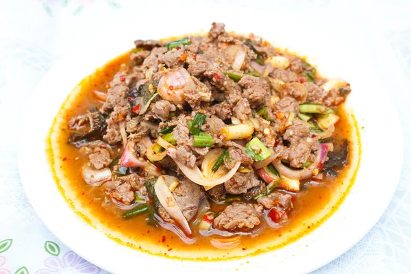 Salad daging cincang pedas, makanan Thailand . — Stok Foto