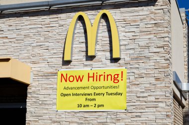 Columbia County, Ga USA - 03 04: 21 McDonalds Now Bina Afişi Kolombiya Yolu