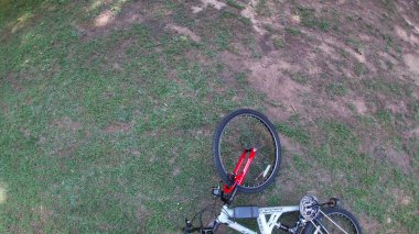 Paulding County, Ga USA - 06 11 20: Gümüş Kuyruklu yıldız Patikası 65 mil yol bisikletli insanlar