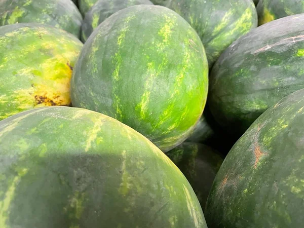 Wassermelonen Auf Einem Haufen Einem Lebensmittelgeschäft Georgien — Stockfoto