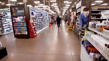 Columbia County, Ga USA - 11 21: Kroger perakende satış mağazası İçişleri Şükran Günü müşterileri