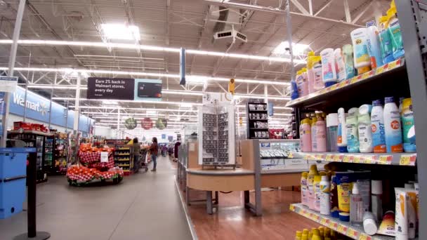 Evans Usa Walmart Winkelinrichting Thanksgiving Shoppers Weinig Mensen Voor Winkel — Stockvideo