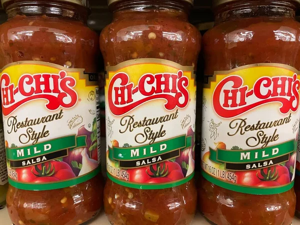Martinez, Ga USA - 11: 30 Chi Chis salsa 'sı cam kavanozda