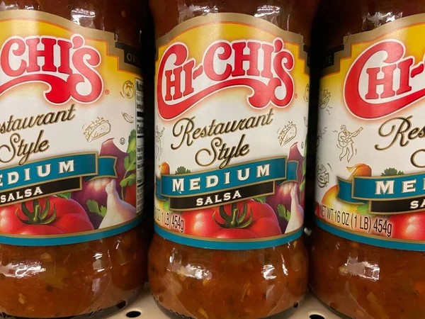 Martinez, Ga USA - 11: 30 Chi Chis salsa 'sı cam kavanozda