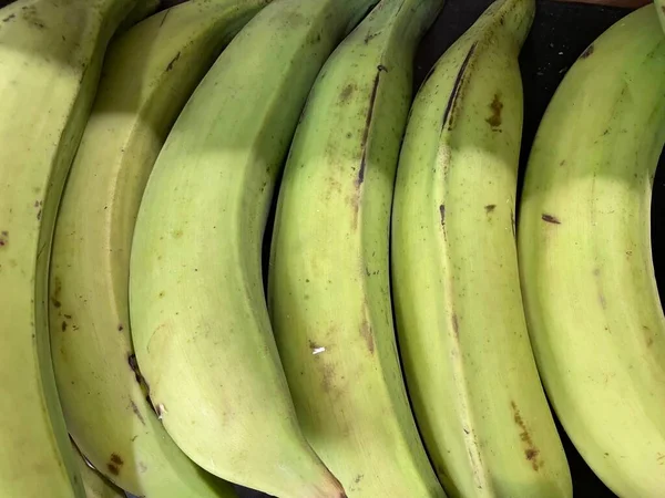 Řada Banánů Vystavených Maloobchodě — Stock fotografie