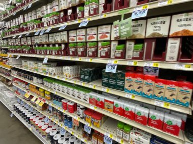 Hephzibah, Ga USA - 12. 02 21: KJ 's perakende market içi