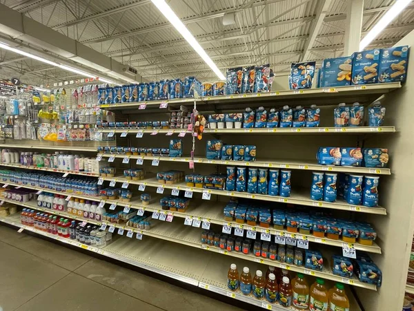 Hephzibah, Ga USA - 12. 02 21: KJ 's perakende market içi