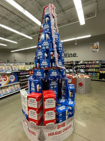 Hephzibah, Ga USA - 12. 02 21: KJ 's perakende market içi