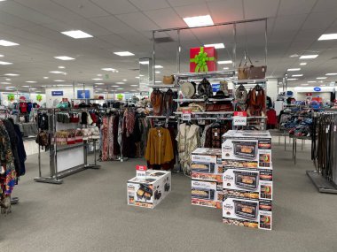 Evans, Ga USA - 12: 03 Belk perakende mağazası iç bayram dekorasyonu