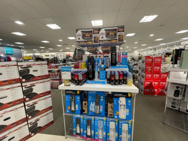 Evans, Ga USA - 12: 03 Belk perakende mağazası iç bayram dekorasyonu