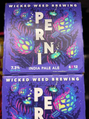 Martinez, Ga USA - 12-16-21: Bir mağazada alkol izole