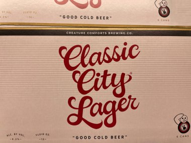 Martinez, Ga USA - 12-16-21: Bir mağazada alkol izole