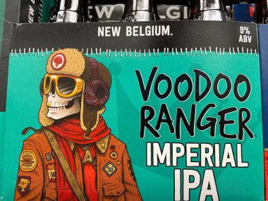 Martinez, Ga USA - 12-16-21: Bir mağazada alkol izole