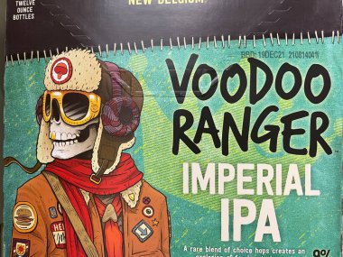 Martinez, Ga USA - 12-16-21: Bir mağazada alkol izole