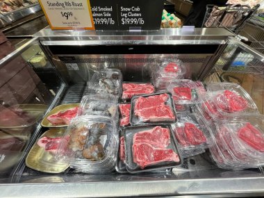 Augusta, Ga USA - 12: 19 21: Taze Pazar Perakende Marketi İç Tatil