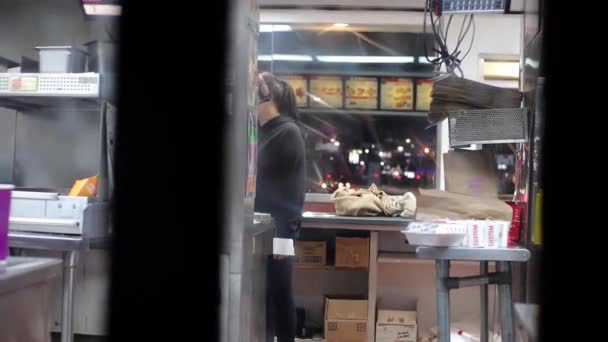 Covington Usa Restoran Krystal Melalui Asosiasi Jendela Drive Thru Tidak — Stok Video